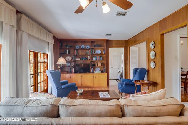 4701 Courthouse Road, Gulfport, MS 39507