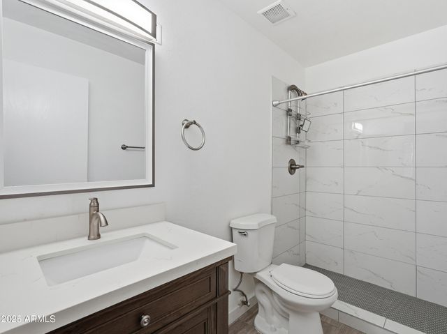 222 W BROWN Road 66, Mesa, AZ 85201