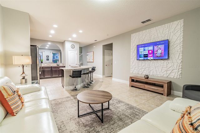 5352 OAKBOURNE AVENUE, Davenport, FL 33837