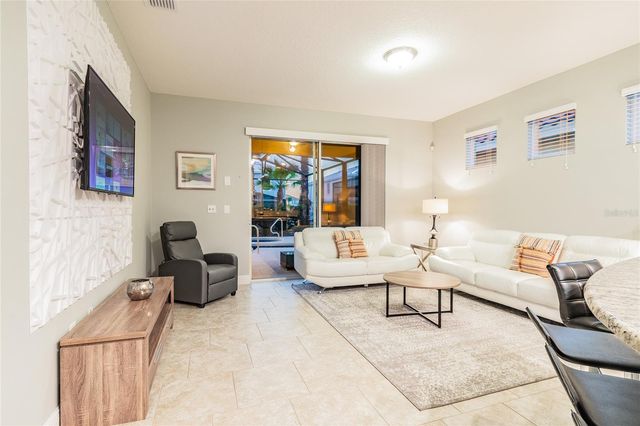 5352 OAKBOURNE AVENUE, Davenport, FL 33837