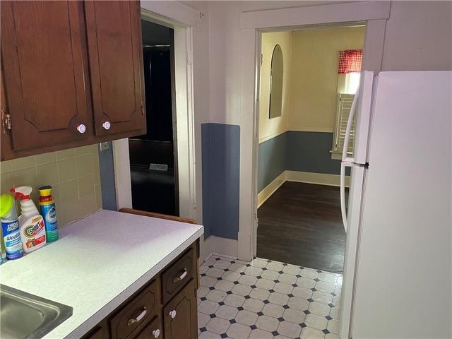 1439 Central Street, Leavenworth, KS 66043