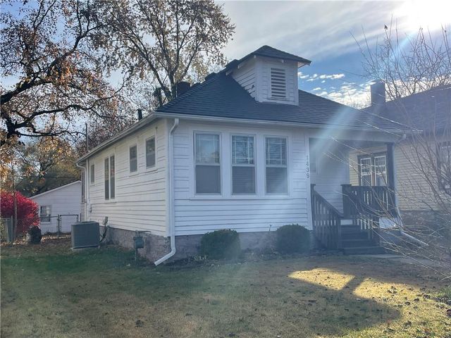 1439 Central Street, Leavenworth, KS 66043