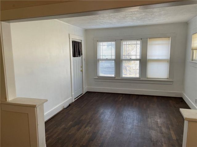 1439 Central Street, Leavenworth, KS 66043