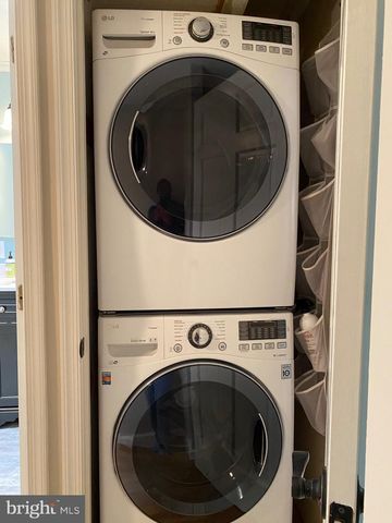 339 SE 11TH ST SE, Washington, DC 20003