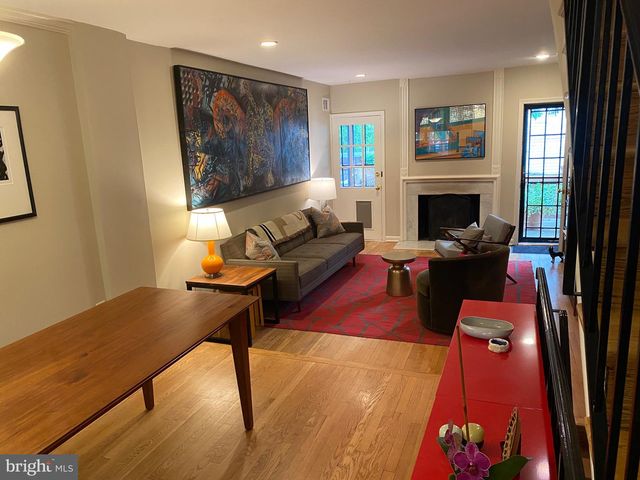 339 SE 11TH ST SE, Washington, DC 20003