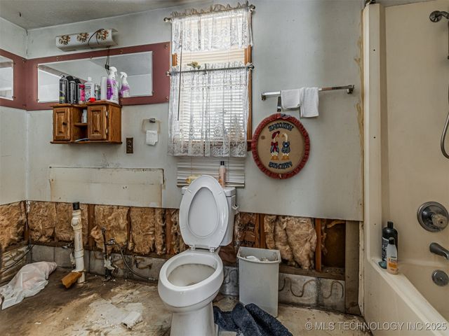 9005 S 4150 Road C, Claremore, OK 74017