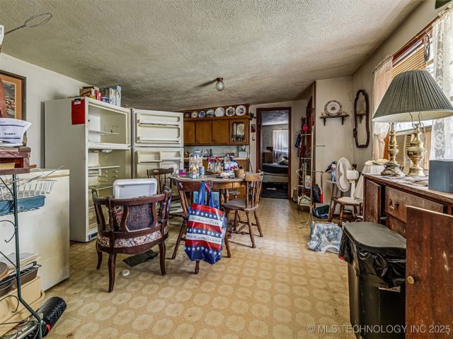 9005 S 4150 Road C, Claremore, OK 74017