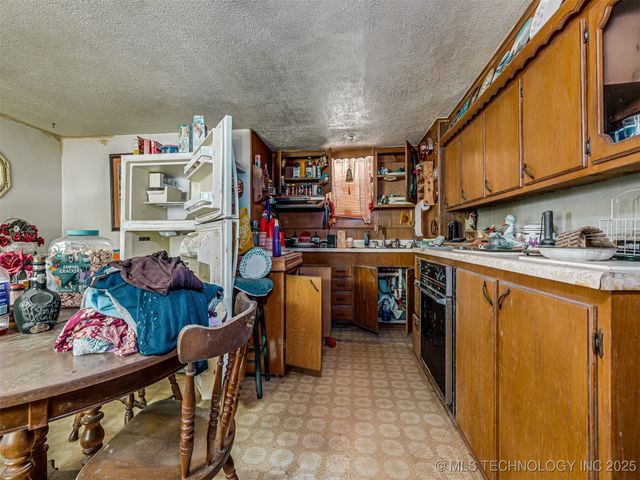 9005 S 4150 Road C, Claremore, OK 74017