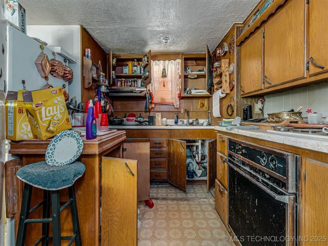 9005 S 4150 Road C, Claremore, OK 74017