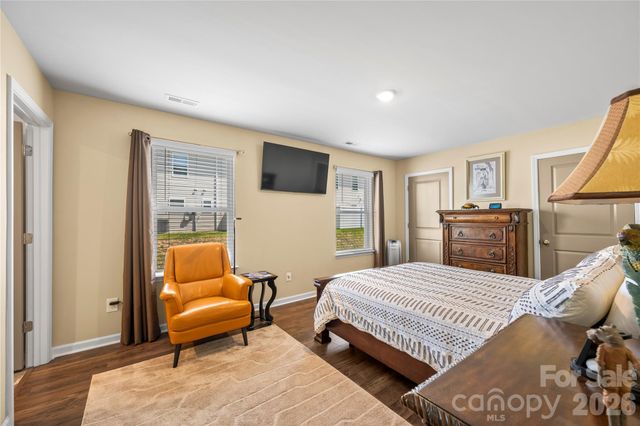 2 Chambers Garden Drive, Arden, NC 28704