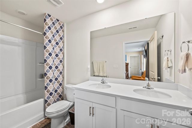 2 Chambers Garden Drive, Arden, NC 28704