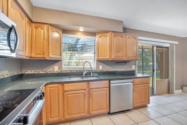 1813 OAKEY AVENUE, Deland, FL 32720