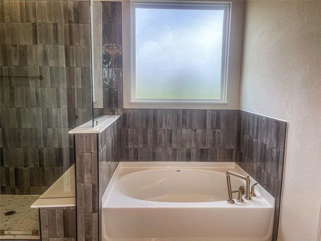 117 Aiden Drive, Waxahachie, TX 75165