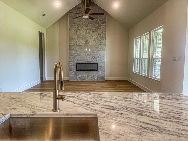 117 Aiden Drive, Waxahachie, TX 75165