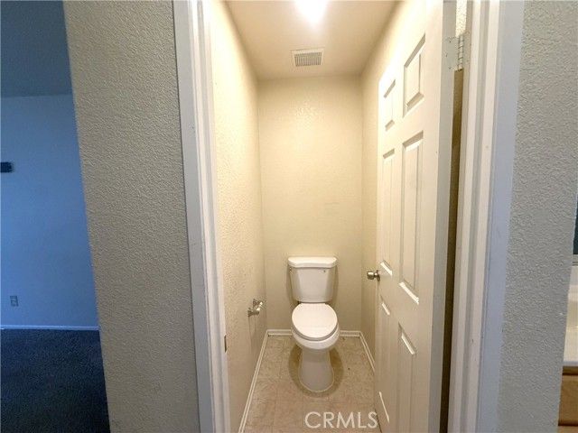 45572 Robinson Drive, Lancaster, CA 93535