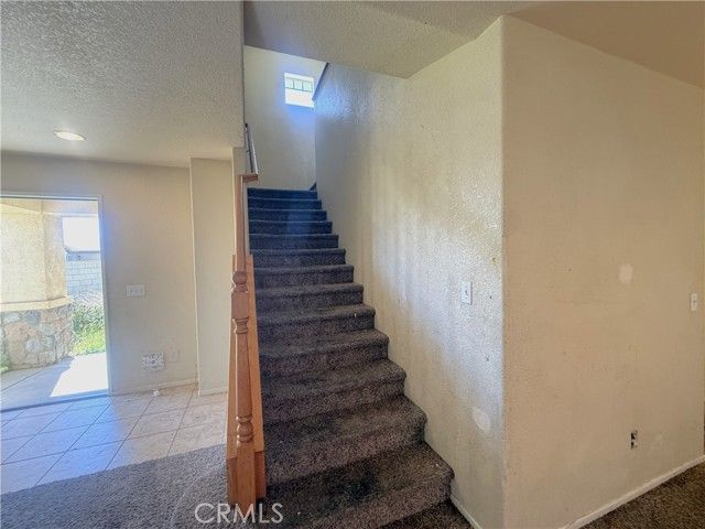 45572 Robinson Drive, Lancaster, CA 93535