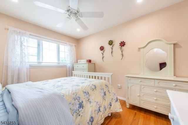 19 Falcon Pl, Wayne Twp., NJ 07470
