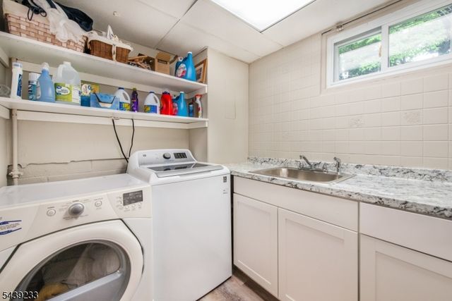 19 Falcon Pl, Wayne Twp., NJ 07470