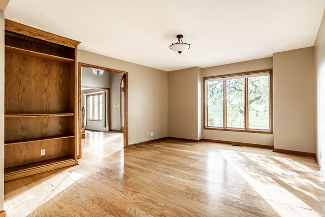 1909 Dakota Drive, Noblesville, IN 46062