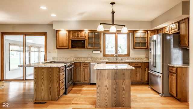 1909 Dakota Drive, Noblesville, IN 46062