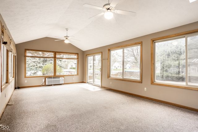 1909 Dakota Drive, Noblesville, IN 46062