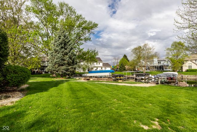 1909 Dakota Drive, Noblesville, IN 46062