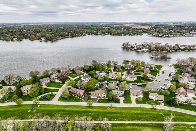 1909 Dakota Drive, Noblesville, IN 46062