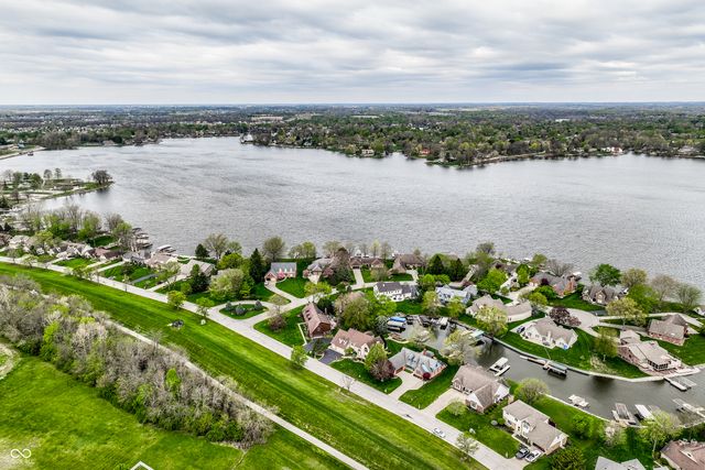 1909 Dakota Drive, Noblesville, IN 46062