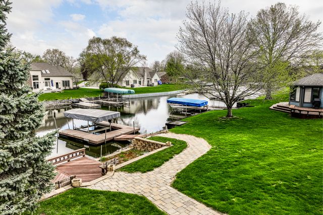 1909 Dakota Drive, Noblesville, IN 46062