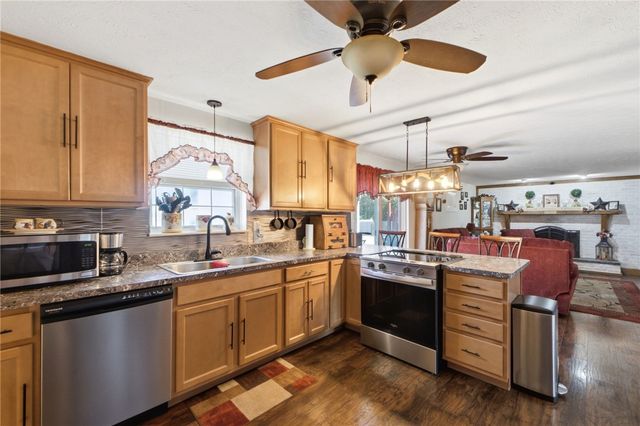 5258 E County Line Road, Urbana, OH 45502