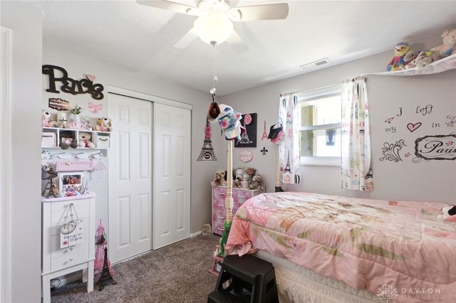 5258 E County Line Road, Urbana, OH 45502