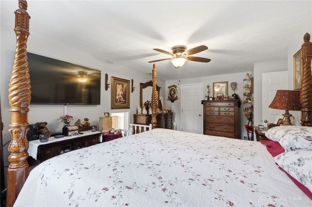 5258 E County Line Road, Urbana, OH 45502