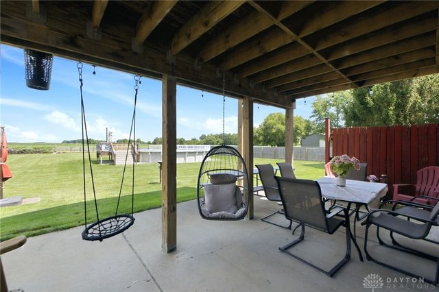 5258 E County Line Road, Urbana, OH 45502
