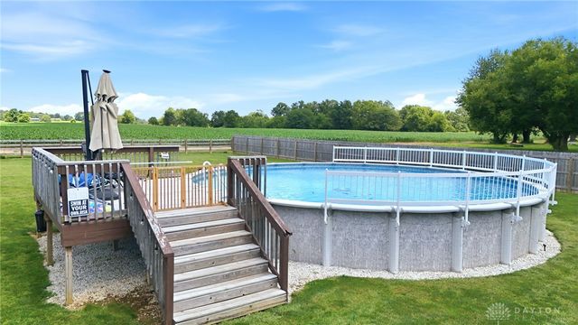5258 E County Line Road, Urbana, OH 45502