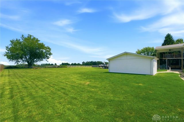 5258 E County Line Road, Urbana, OH 45502