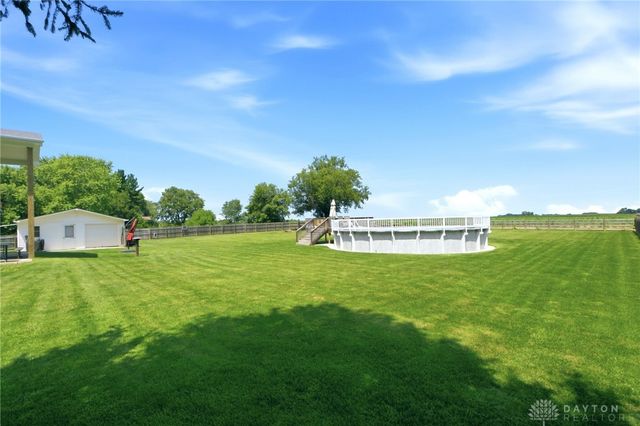 5258 E County Line Road, Urbana, OH 45502