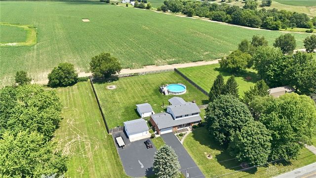 5258 E County Line Road, Urbana, OH 45502