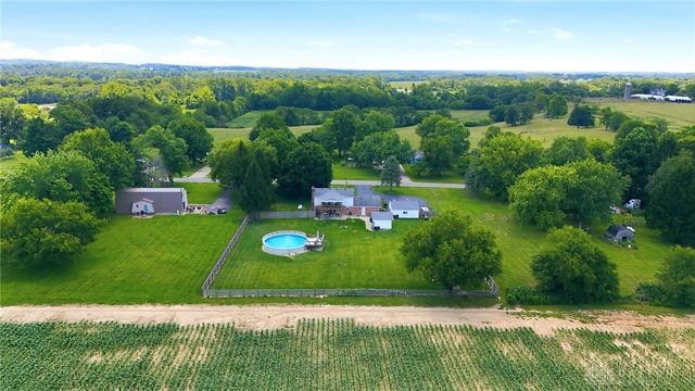 5258 E County Line Road, Urbana, OH 45502