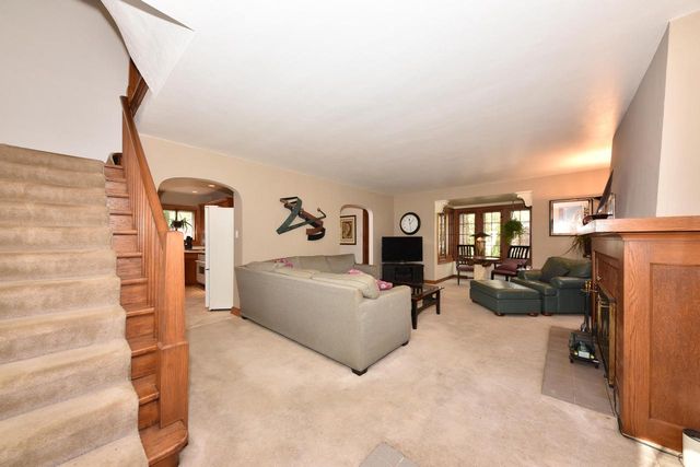 5531 S 110th STREET, Hales Corners, WI 53130