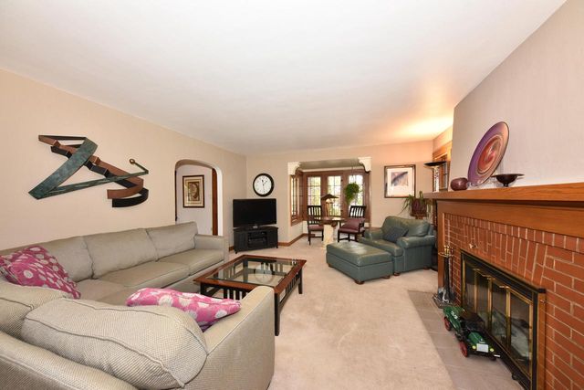 5531 S 110th STREET, Hales Corners, WI 53130