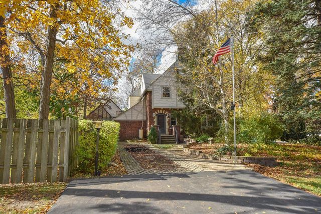 5531 S 110th STREET, Hales Corners, WI 53130