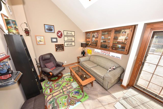 5531 S 110th STREET, Hales Corners, WI 53130