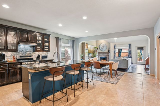 2517 Canyon Wren Lane, Fort Worth, TX 76244