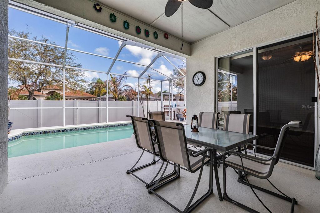 Image 26 of property listing at 10604 LITTLE BEND LANE, Riverview, FL 33569