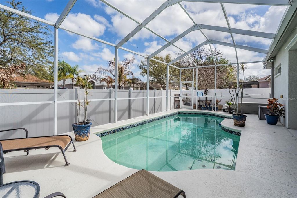 Image 27 of property listing at 10604 LITTLE BEND LANE, Riverview, FL 33569