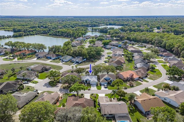 4336 WINDING OAKS CIRCLE, Mulberry, FL 33860