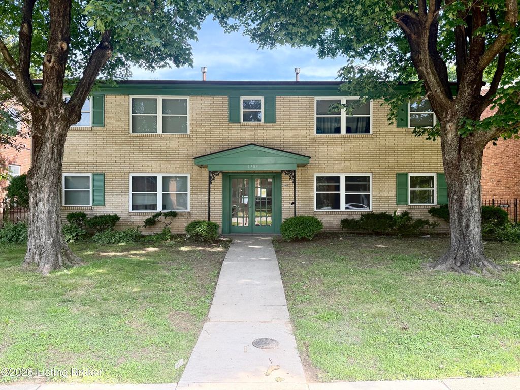 1709 Valley Forge Way 2, Louisville, KY 40215