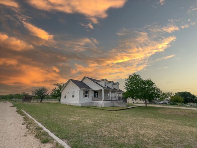 1178 Black Ankle RD, Lockhart, TX 78644