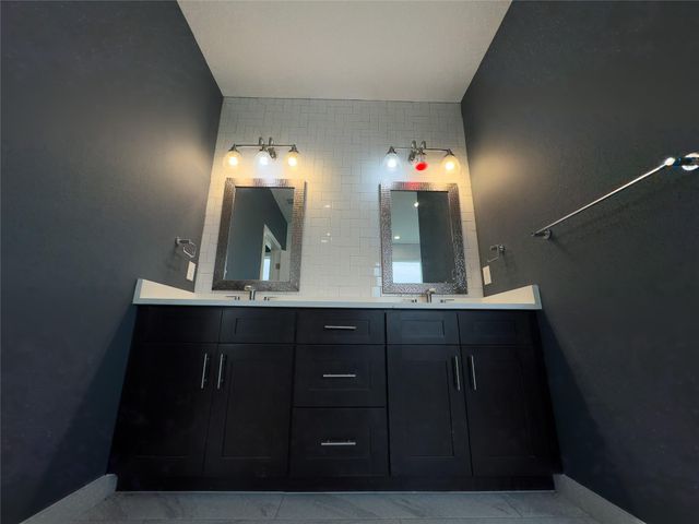 1178 Black Ankle RD, Lockhart, TX 78644