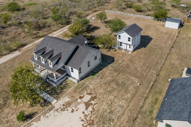 1178 Black Ankle RD, Lockhart, TX 78644